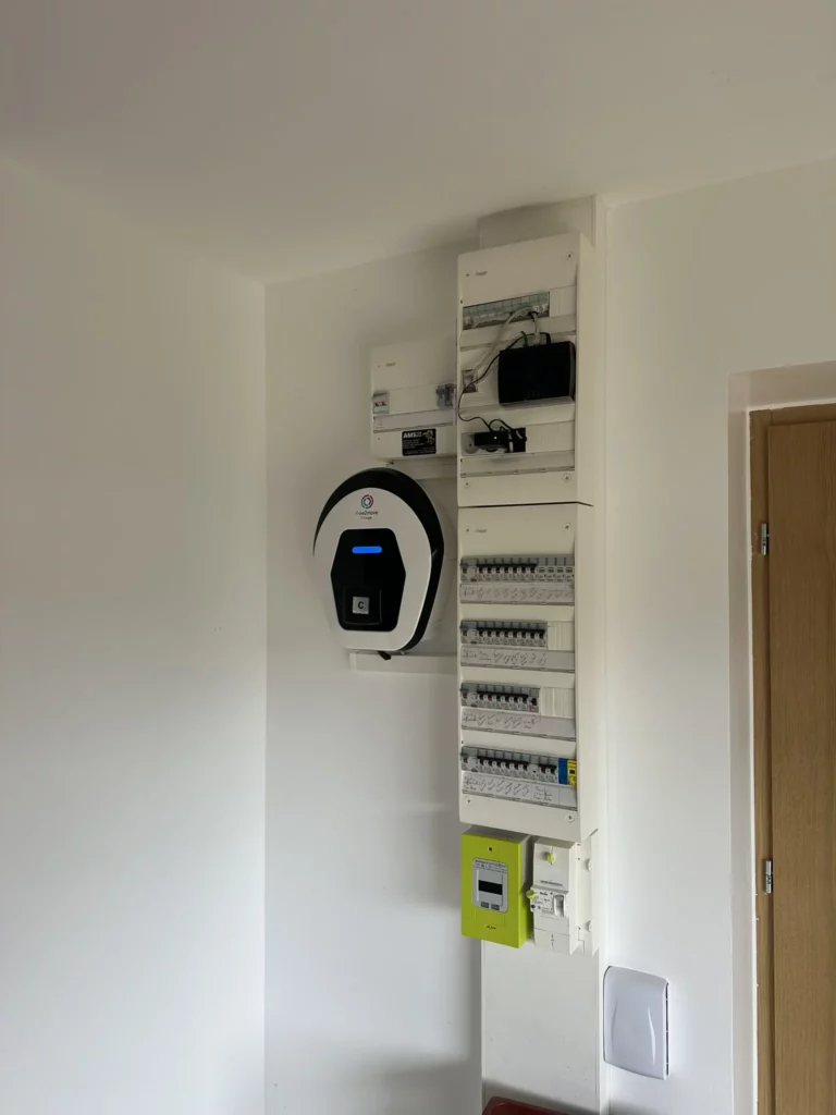 Borne de recharge IRVE Lannion