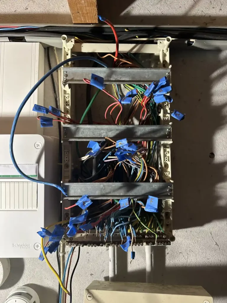 remplacement tableau électrique Lannion