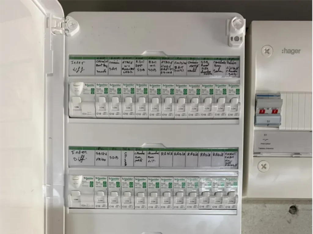 tableau électrique remplacé à lannion